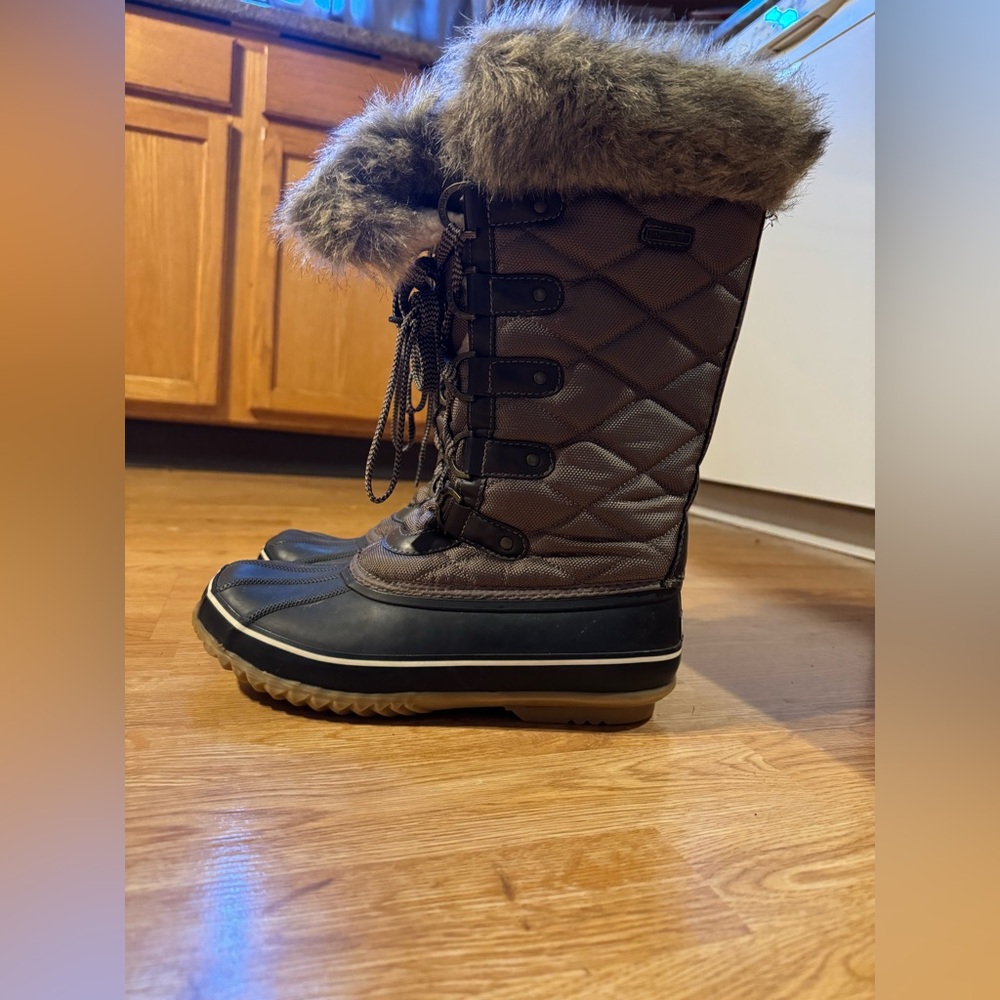 Size 10 Bear Paw boots